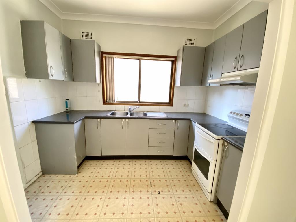 147 THE BOULEVARDE, FAIRFIELD HEIGHTS, NSW 2165