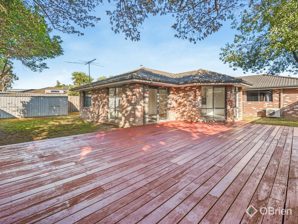 82 Oberon Dr, Carrum Downs, VIC 3201