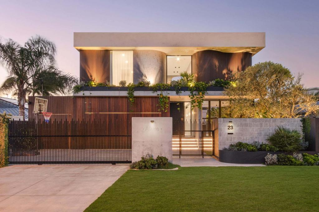 23 Walker Ave, Palm Beach, QLD 4221