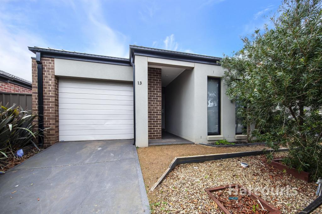 13 Opal St, Cobblebank, VIC 3338