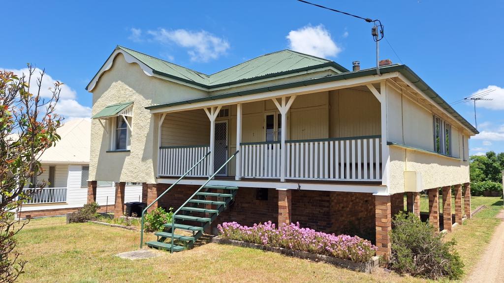 8 Granite St, Stanthorpe, QLD 4380