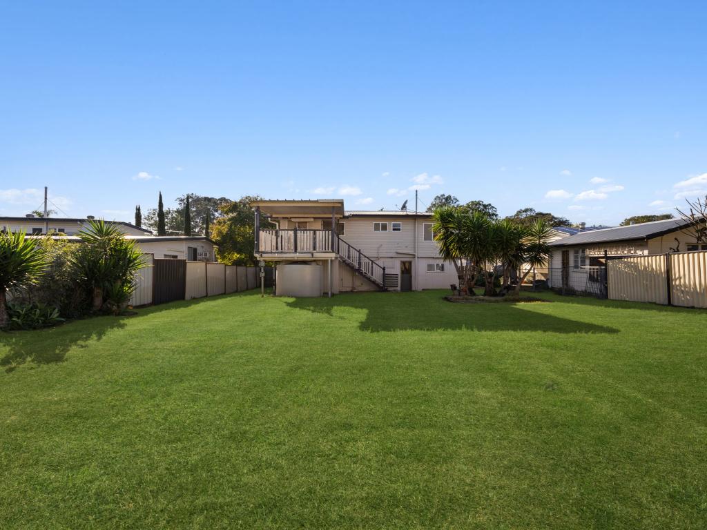 6 Prunda Pde, Raceview, QLD 4305