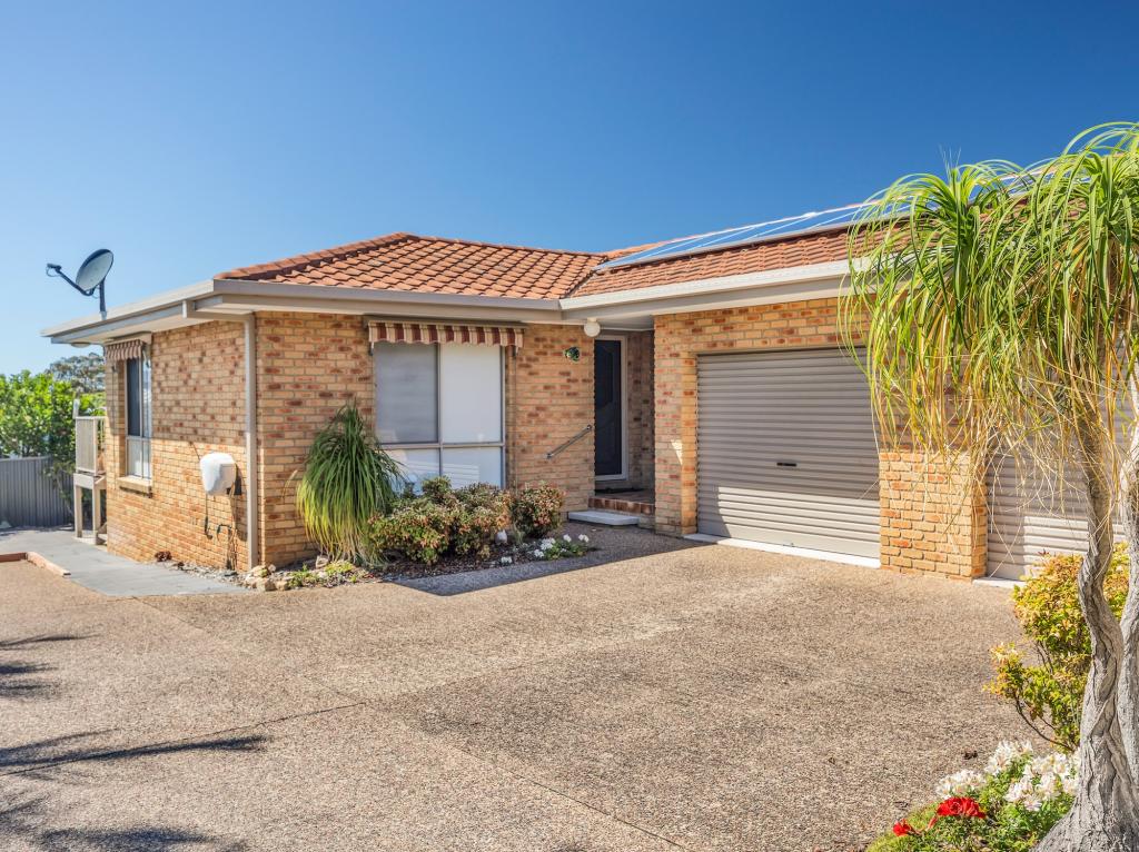 2/4 GOLF CCT, TURA BEACH, NSW 2548