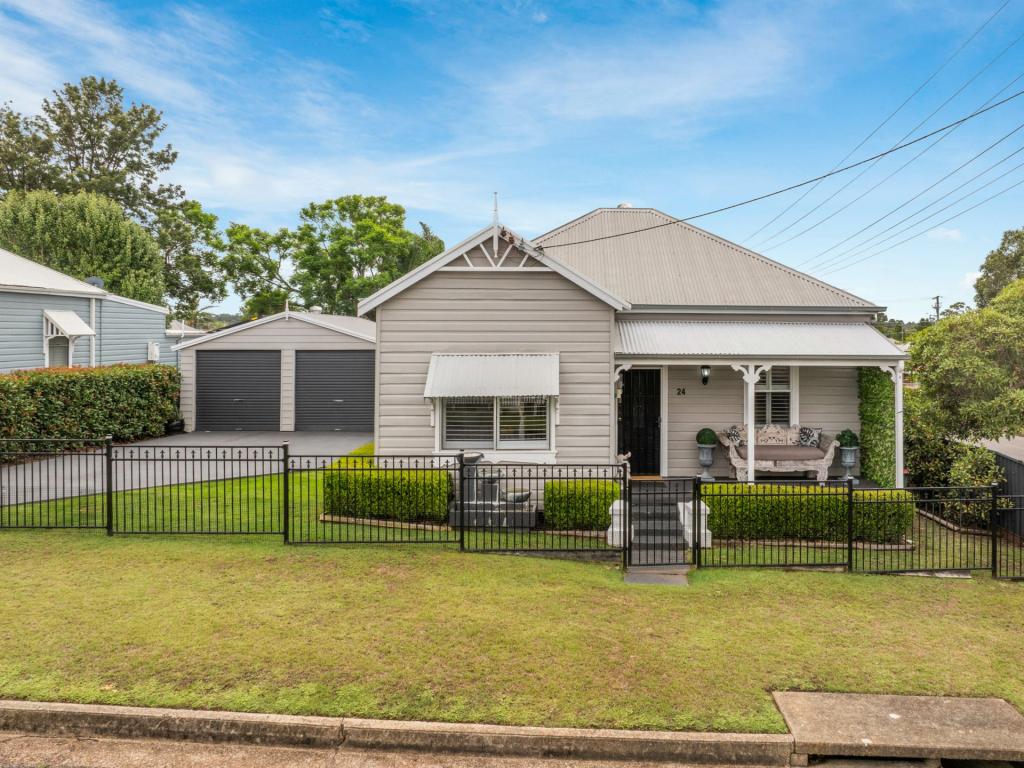 24 Love St, Cessnock, NSW 2325