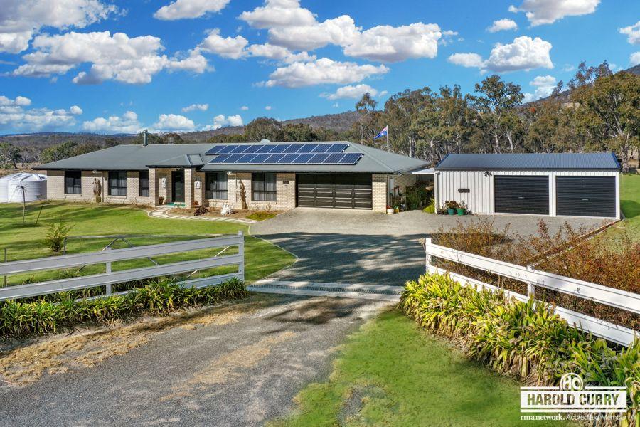 27 Holleys Rd, Tenterfield, NSW 2372