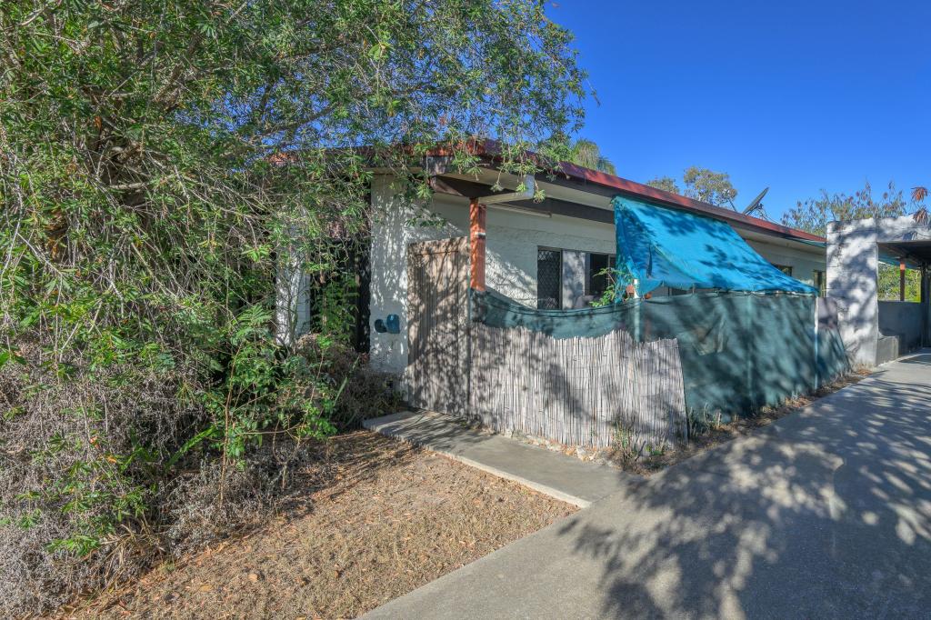 82 Malpas St, Boyne Island, QLD 4680