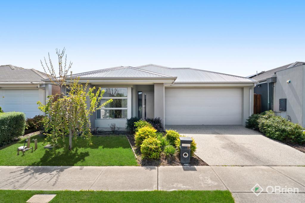 12 CALVERT ST, OFFICER SOUTH, VIC 3809