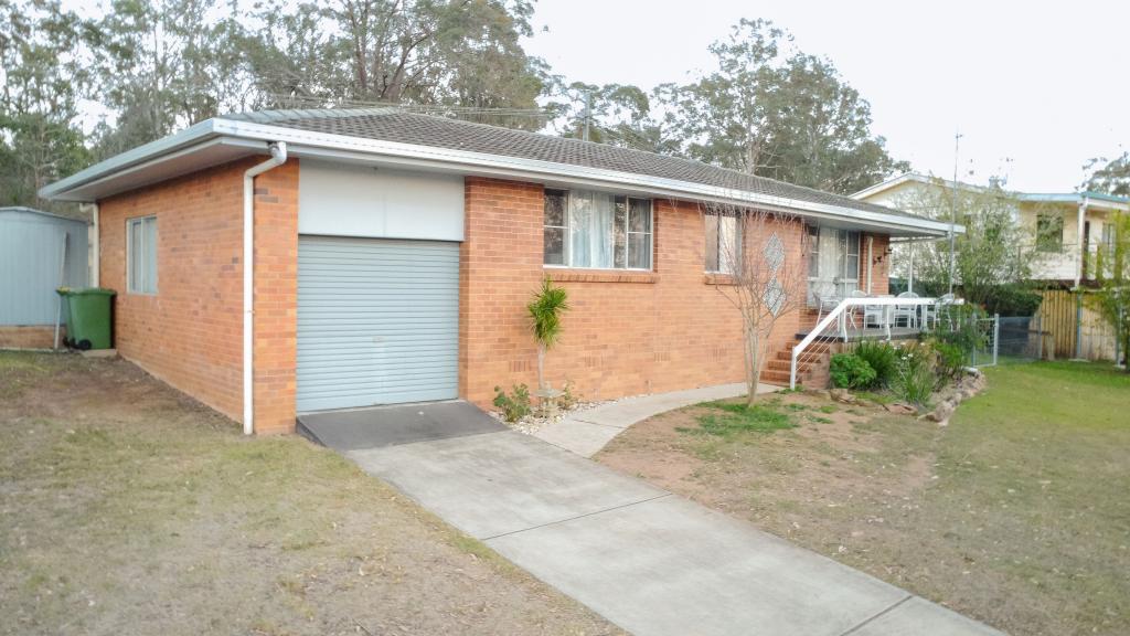 32 Railway Tce, Crows Nest, QLD 4355