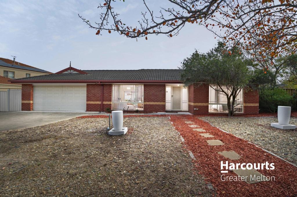 9 GURNERS LANE, TAYLORS HILL, VIC 3037