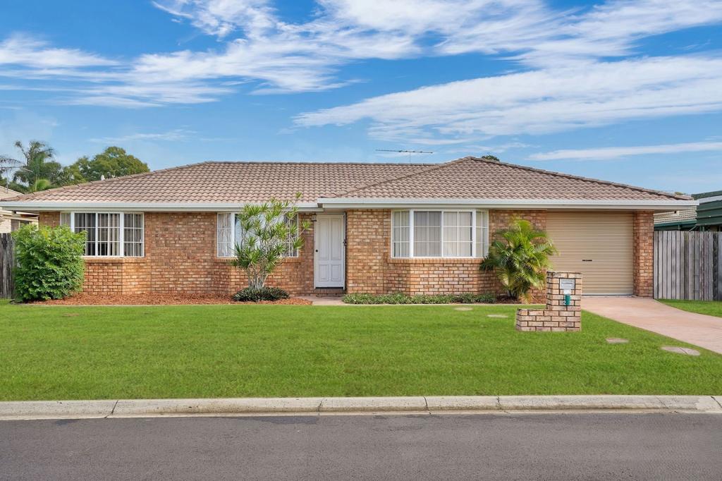 12 Columbia Dr, Beachmere, QLD 4510