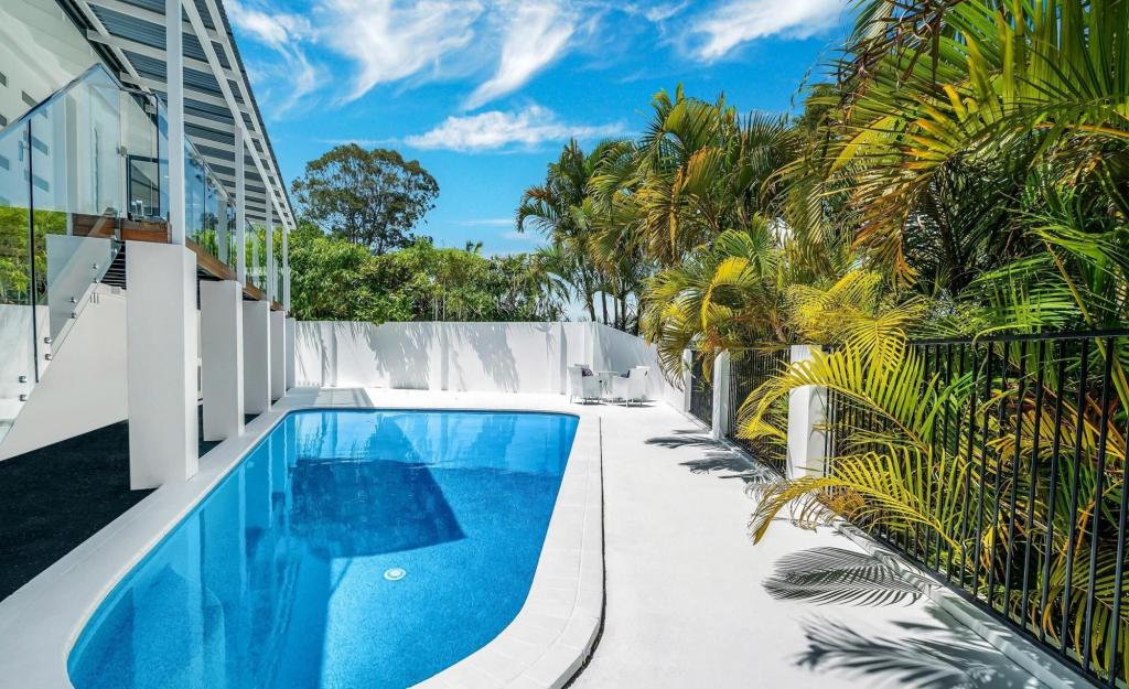 28 Bronzewing Cl, Elanora, QLD 4221