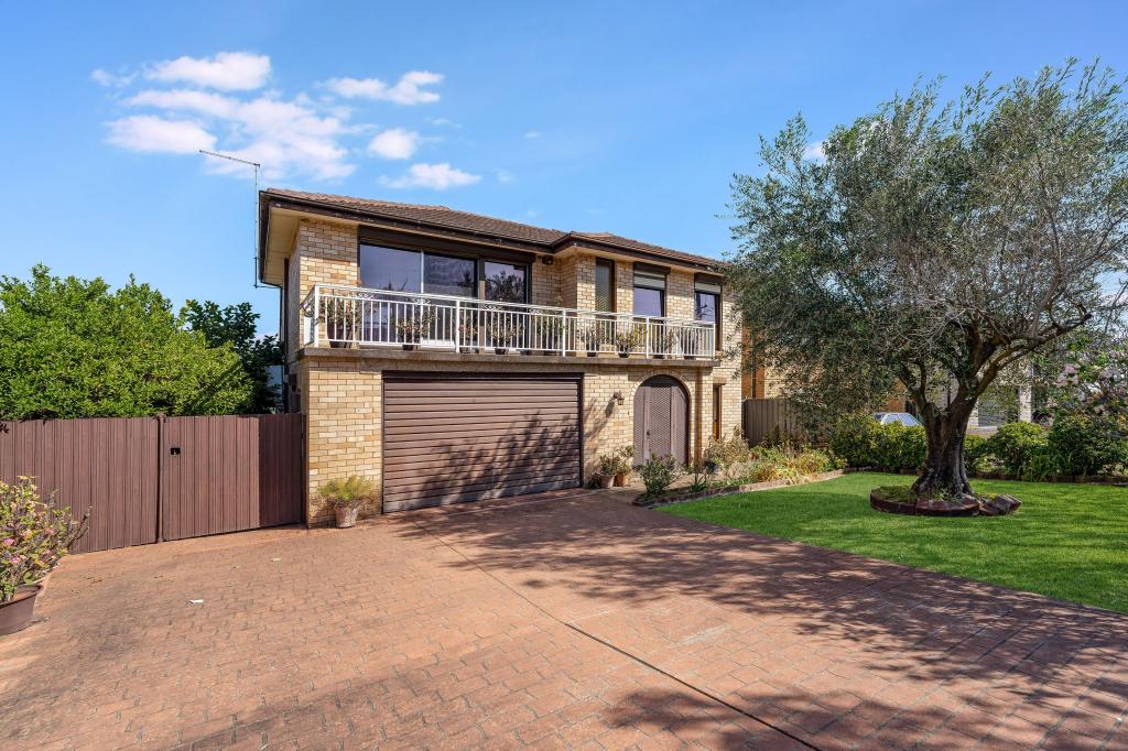 114 Denman Rd, Georges Hall, NSW 2198