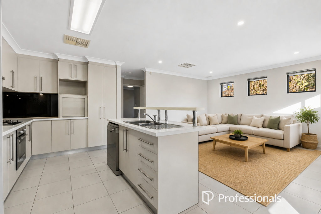 10a Lingfield Way, Morley, WA 6062