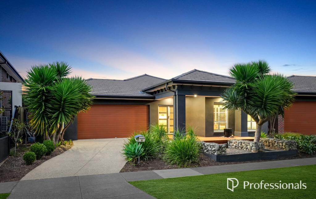 6 FEATHER PL, POINT COOK, VIC 3030