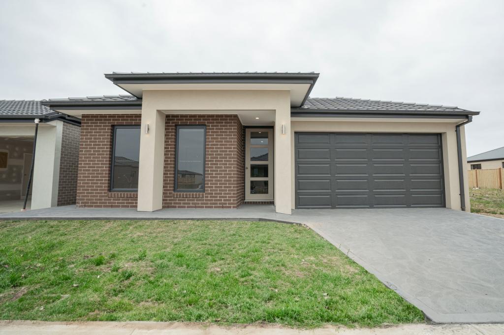 8 Cadenza St, Clyde, VIC 3978