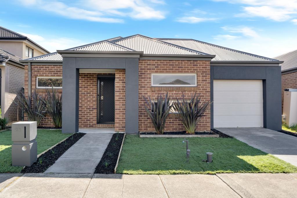 29 Mallacoota Way, Craigieburn, VIC 3064