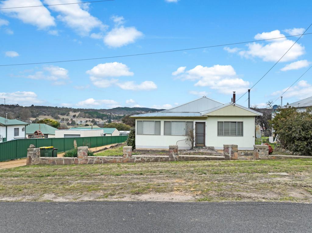 26 Chusan St, Bombala, NSW 2632