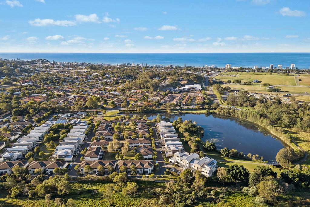 135/2 Inland Dr, Tugun, QLD 4224