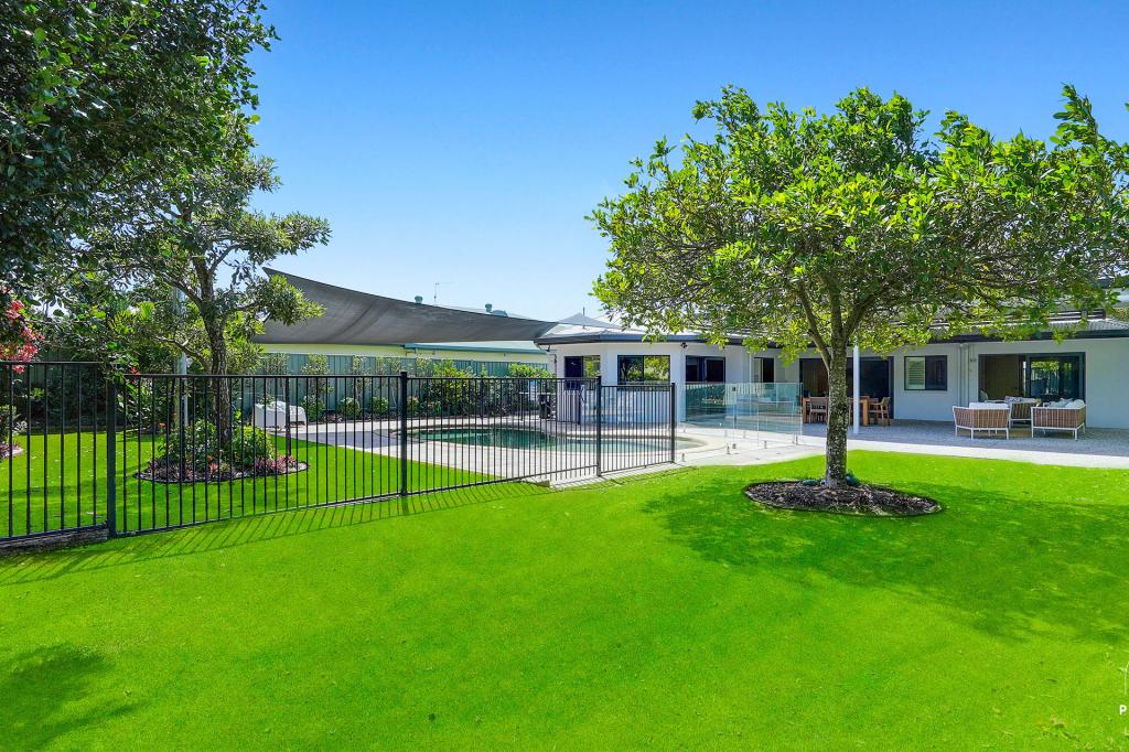 49 Bramble St, Clifton Beach, QLD 4879