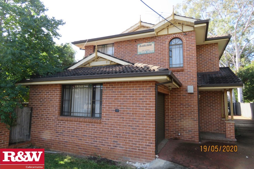 1/114 Gladstone St, Cabramatta, NSW 2166