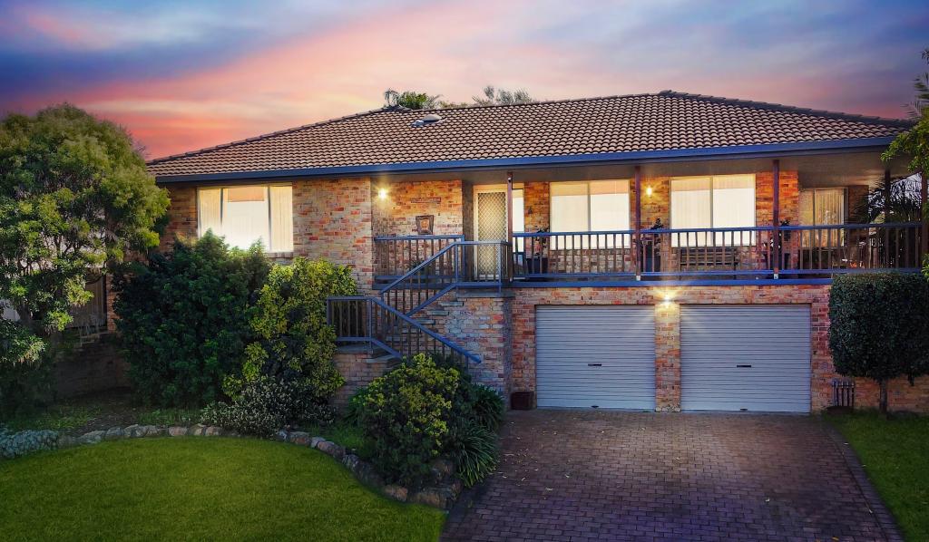 2 Korangi Pl, Hillvue, NSW 2340