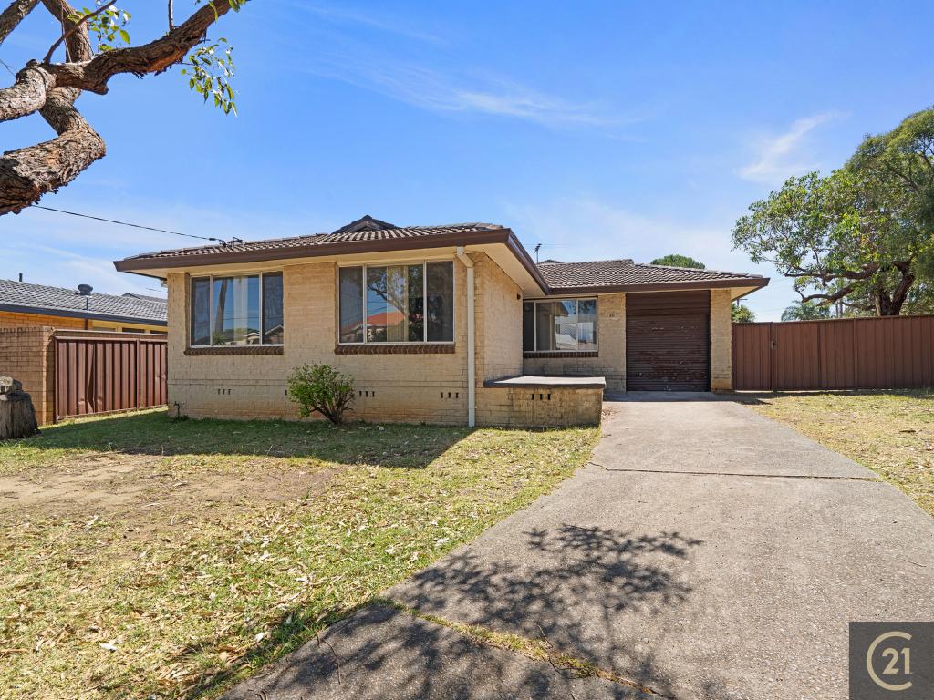 71 Clyde Ave, Moorebank, NSW 2170