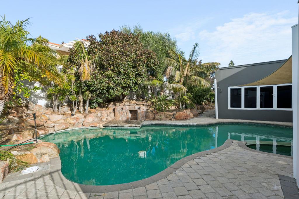 1 Forestville Ct, Kallaroo, WA 6025