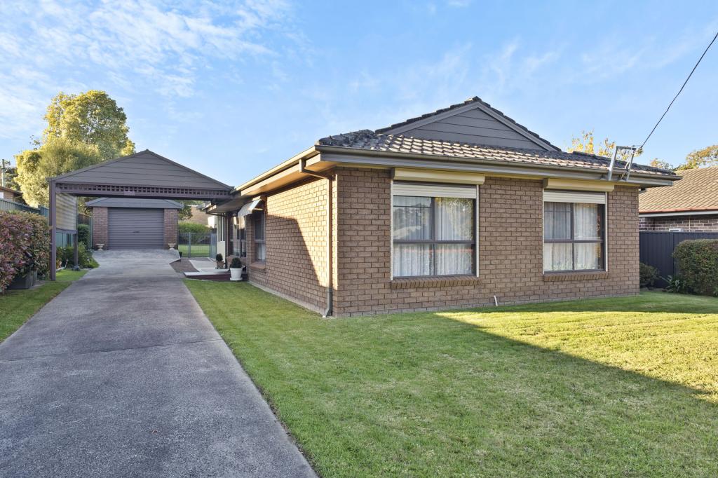 10 Elsworth Ave, Balaclava, NSW 2575