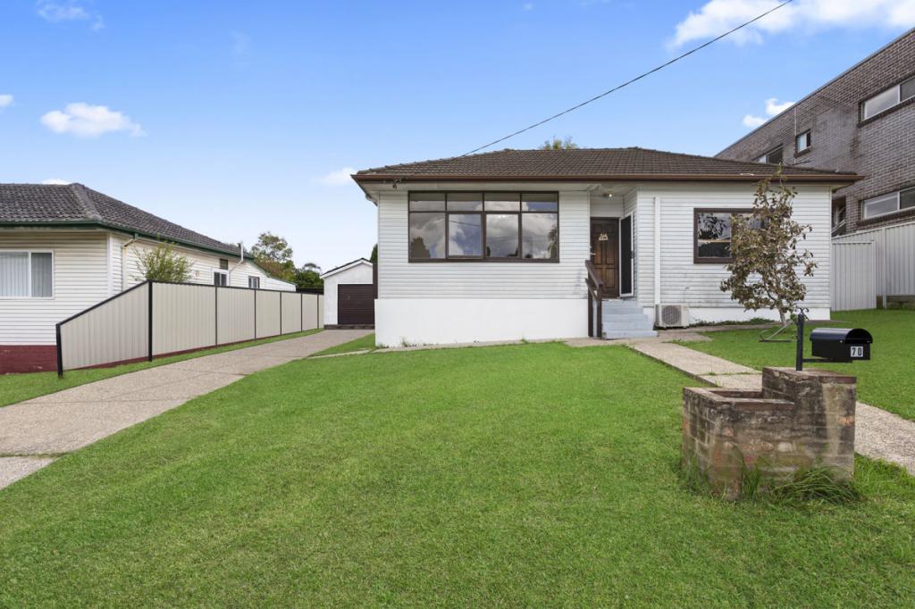 70 Queen St, Guildford West, NSW 2161