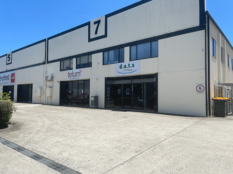 Unit 1/7 Elswick Pl, North Boambee Valley, NSW 2450