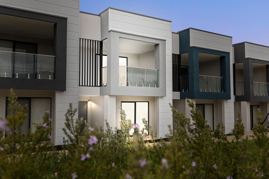 27 BANKS DR, DIGGERS REST, VIC 3427