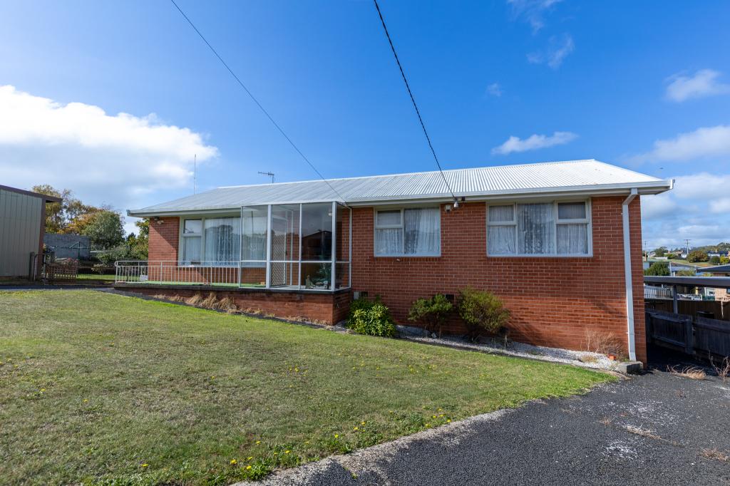 6 Guy Cres, Somerset, TAS 7322