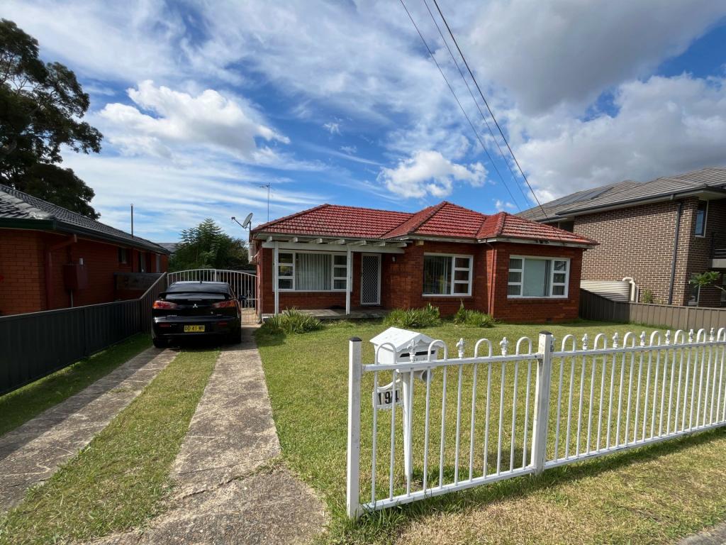 194 Townview Rd, Mount Pritchard, NSW 2170