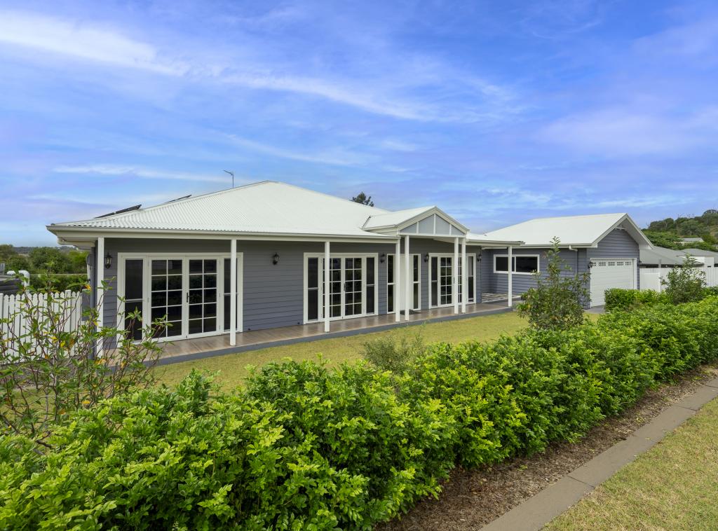 15 Curlew St, Meringandan West, QLD 4352