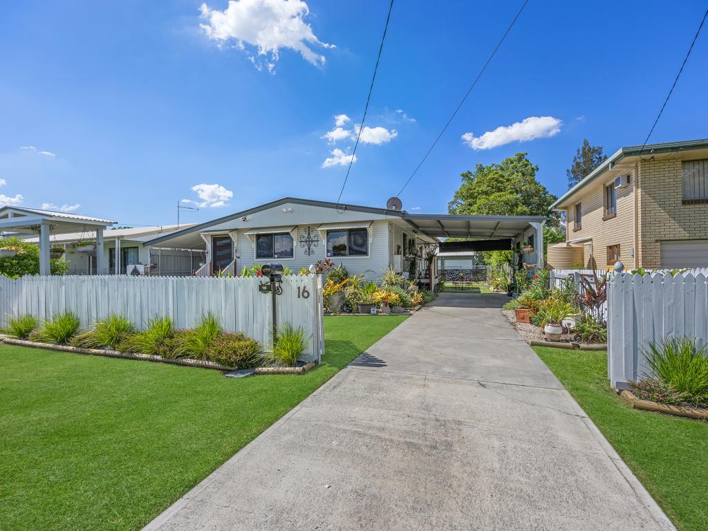 16 Grafton St, East Ipswich, QLD 4305