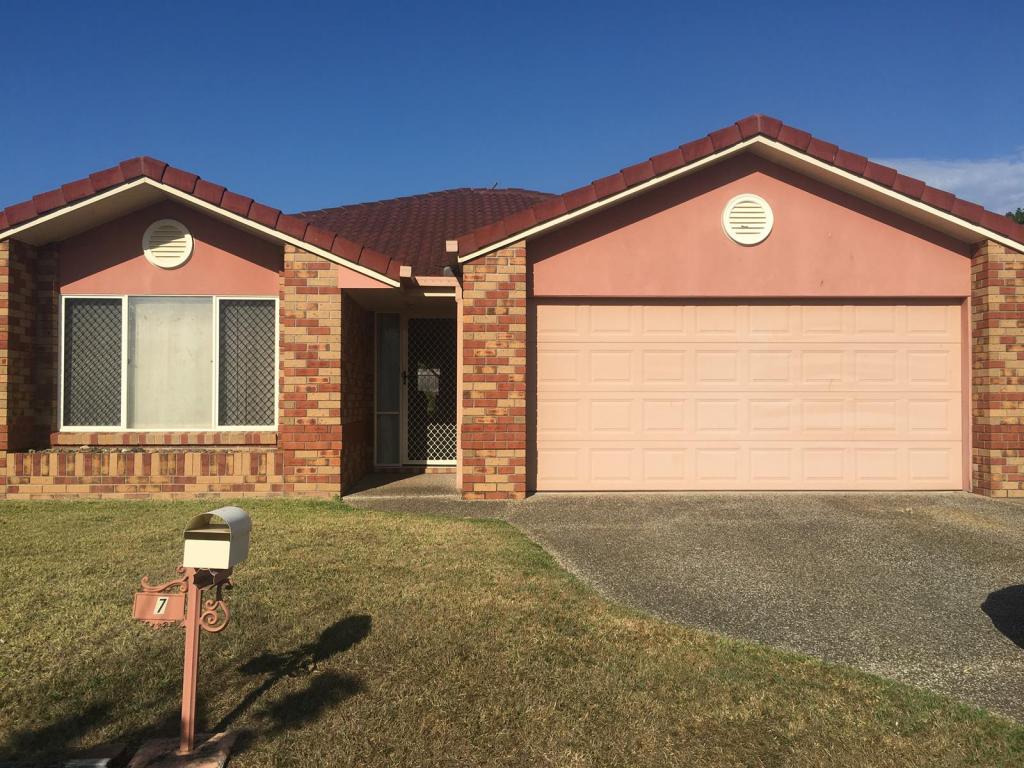 7 Michael St, Wynnum West, QLD 4178
