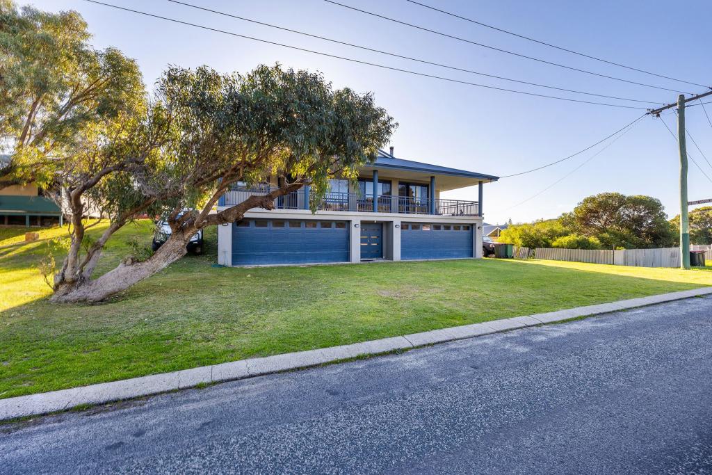 7 Wood Way, Ledge Point, WA 6043