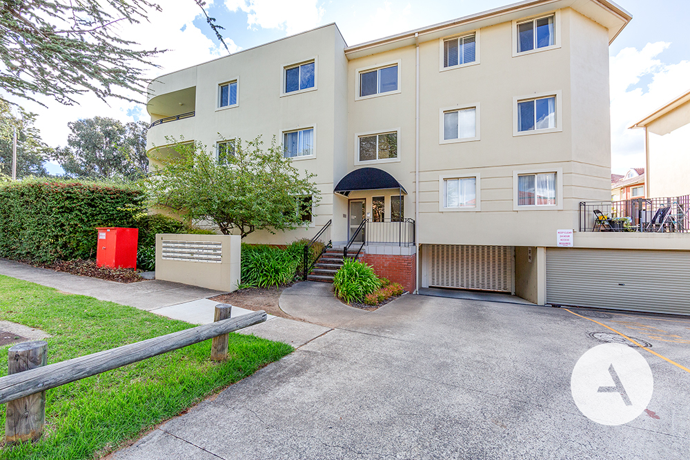 51/7 Empire Cct, Forrest, ACT 2603