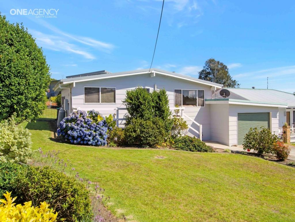 6 ANDERSON AVE, TUROSS HEAD, NSW 2537