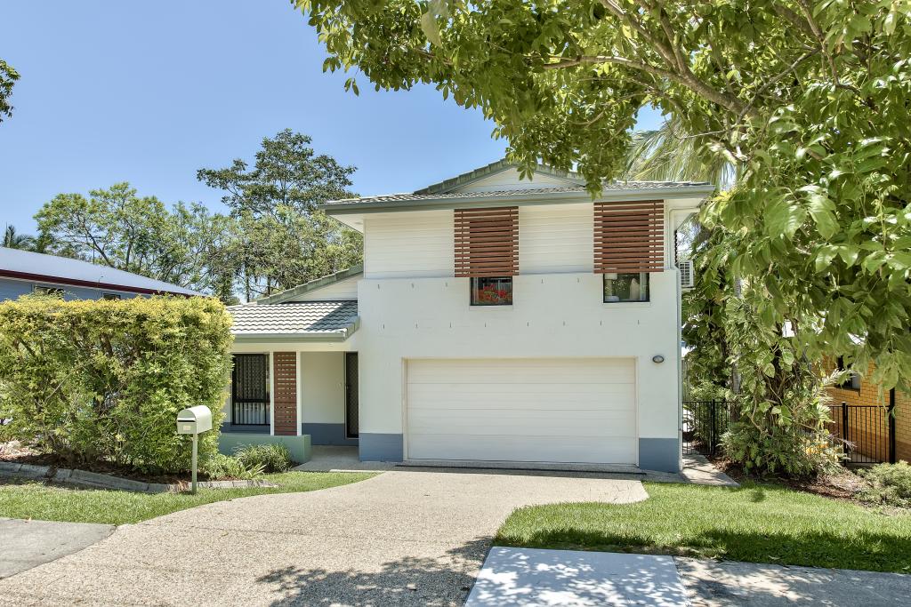 45 KOOYA RD, MITCHELTON, QLD 4053