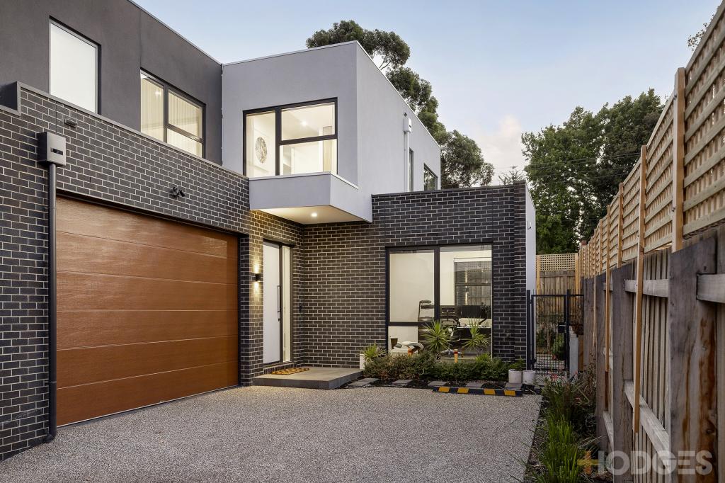 2/33 JEAN ST, CHELTENHAM, VIC 3192