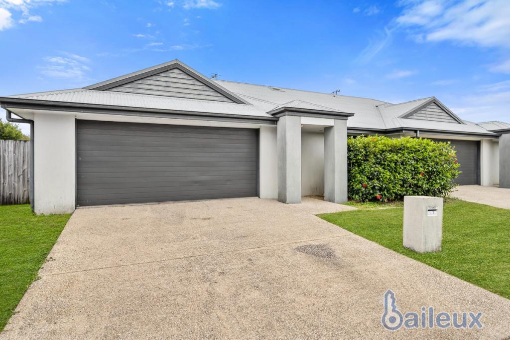 2/2 Whitehaven Dr, Blacks Beach, QLD 4740