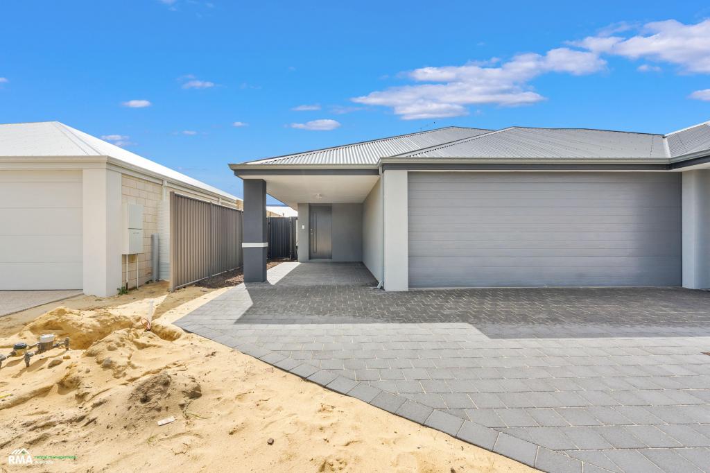 17b Dandenong Pde, Clarkson, WA 6030