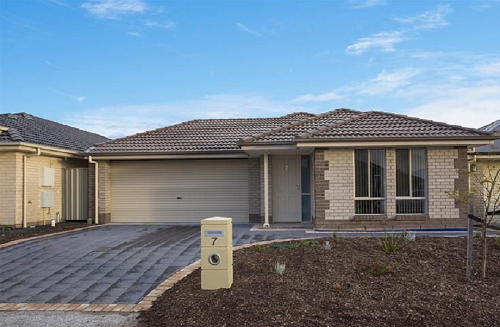 7 Orbit Ct, Woodcroft, SA 5162