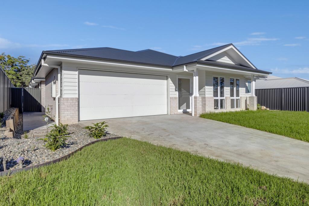 18a Wildwood Way, Thrumster, NSW 2444