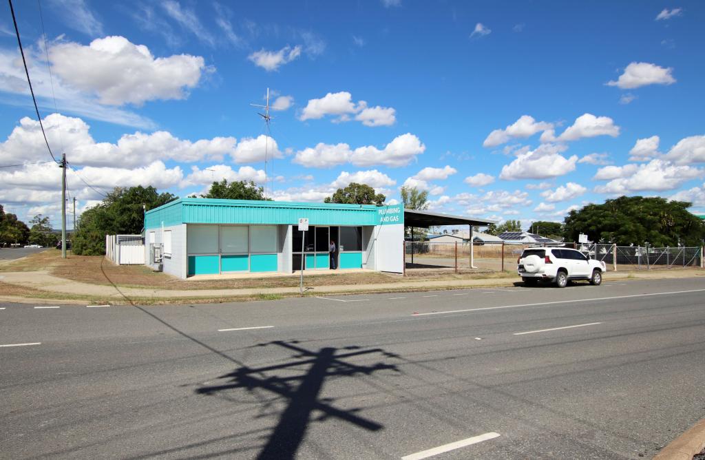 37-39 BELL ST, BILOELA, QLD 4715