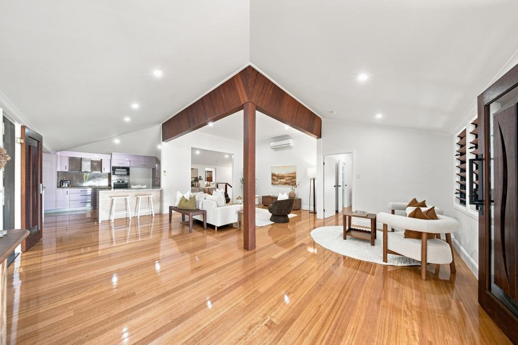 14 Taylor St, Belgian Gardens, QLD 4810
