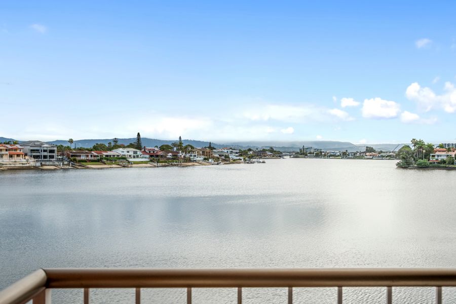5/41 Duet Dr, Mermaid Waters, QLD 4218