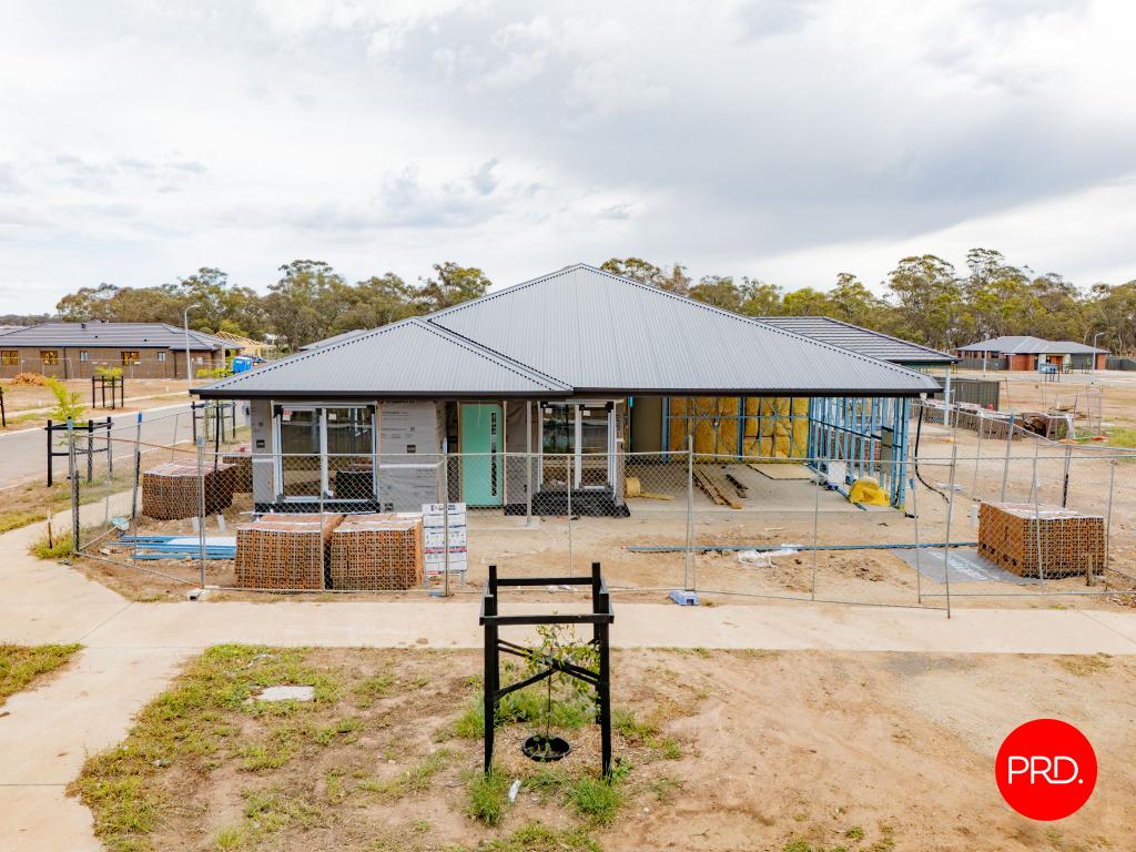 19 GOLDSWORTHY ST, HUNTLY, VIC 3551