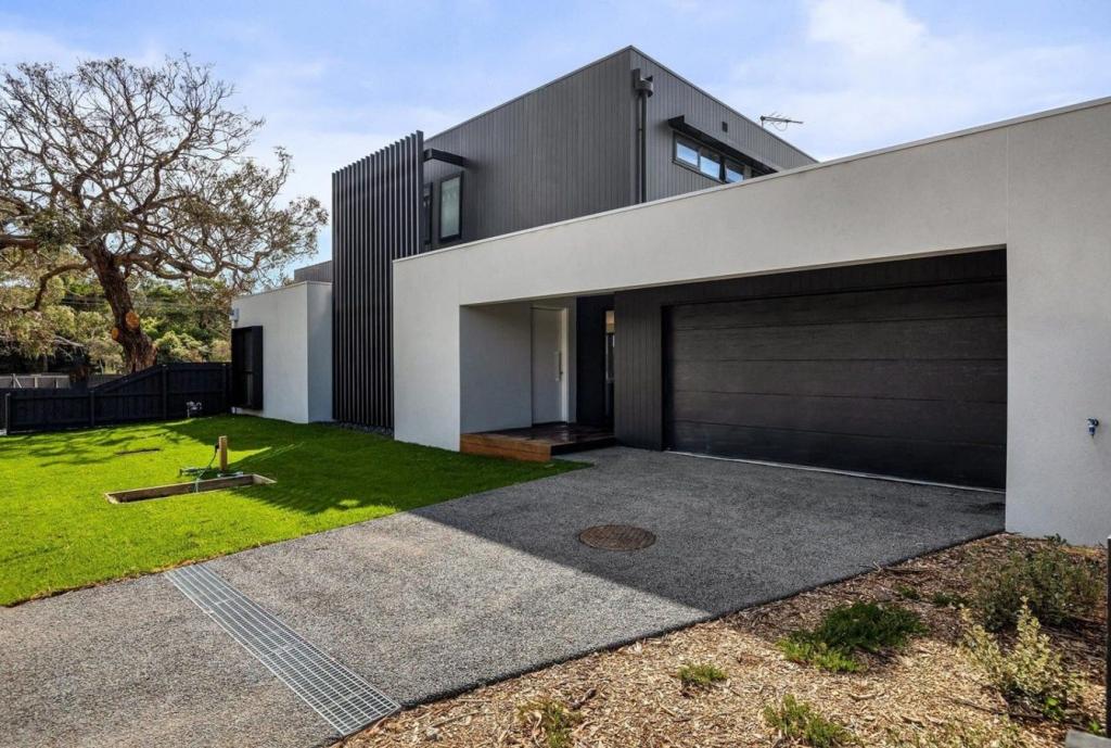 3a Leura Cres, Rosebud, VIC 3939